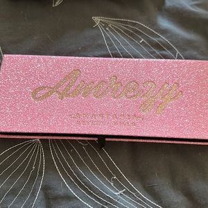 Abh amrezy palette